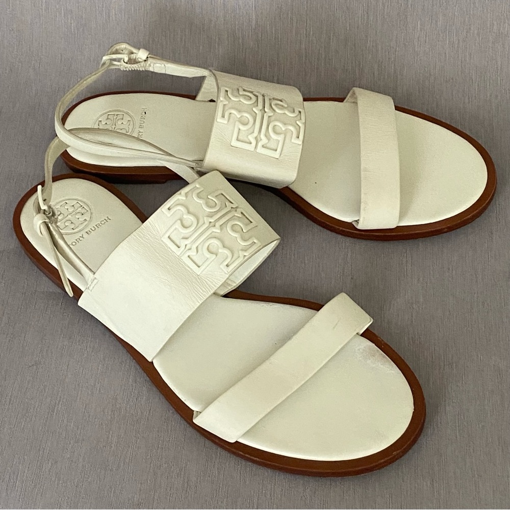 Tory Burch Flat White Slingback Sandals 8 M Big Logo Open Toe Leather - Picture 1 of 10